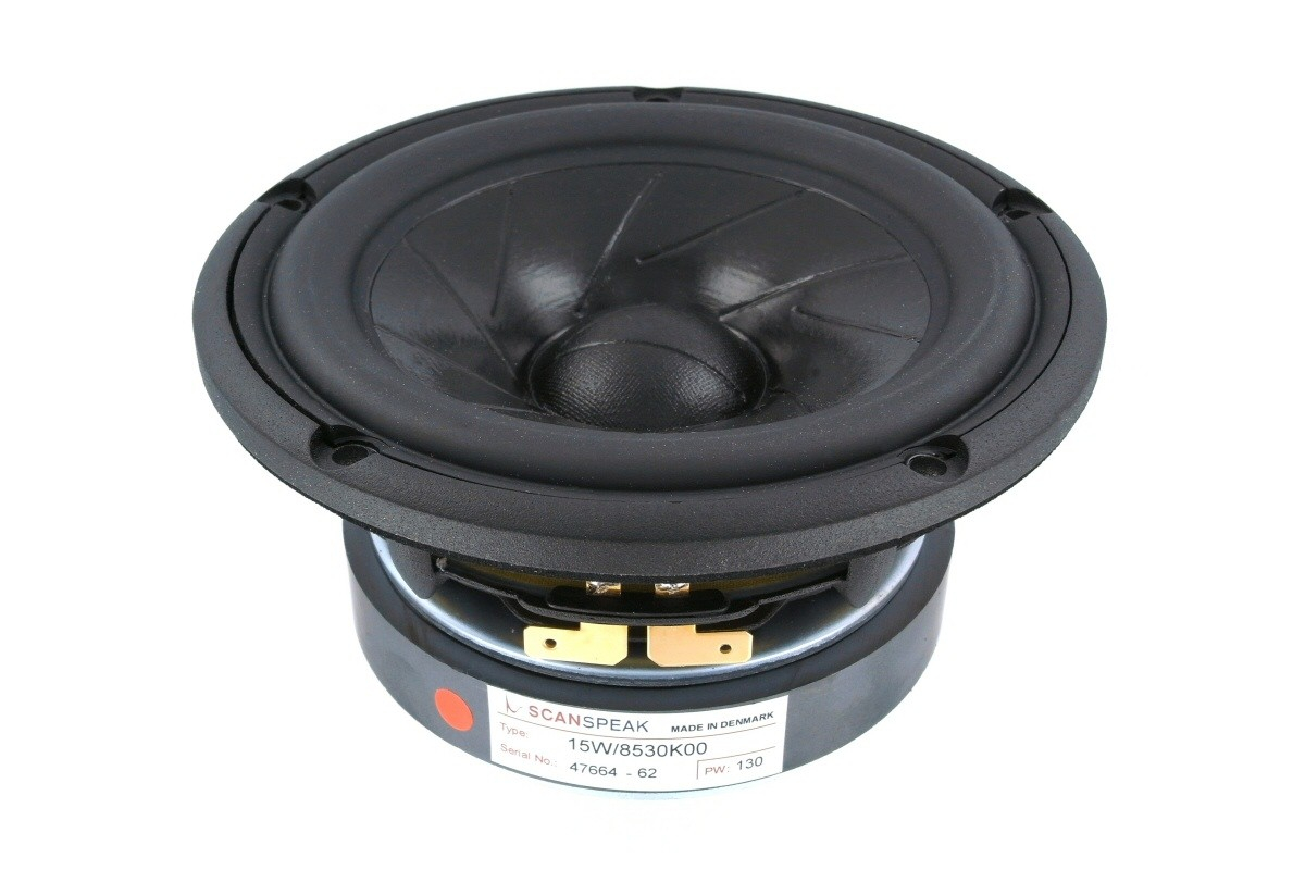 Scan-speak   25 Quot  Revelator 15w 8530k00 Bas Mellemtone Sæt Kompakt Og Kraftfuld