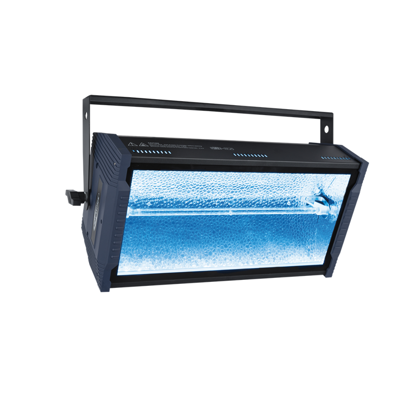 Showtec Titan Strobe Blaze 1500     Rgb